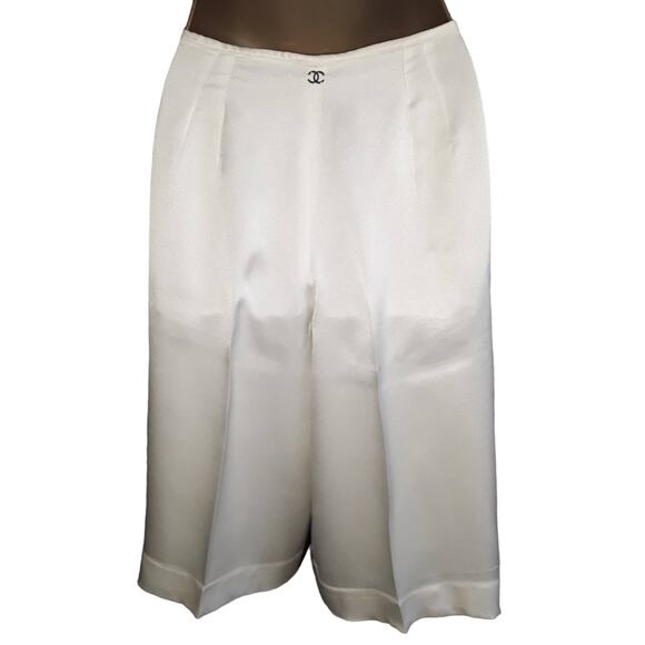 Chanel 2008 K Lagerfeld CC Logo Silk Dress Shorts 40 (M) - Picture 2 of 10